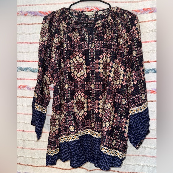 Anthropologie Tops - Anthropologie 11-1 Tyhlo Black and Red Geometric Floral Blouse